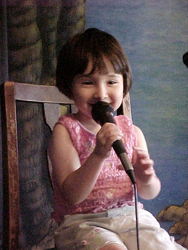 children learn to sing-yugenroFromFlickr
